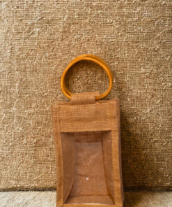 Natural jute single bottle bag with a clear front window and round wooden handle
